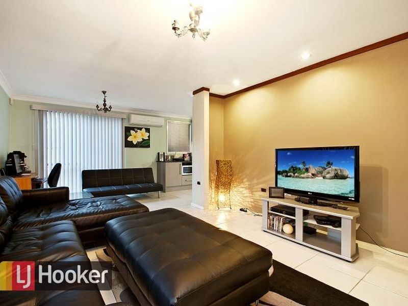 14 Isaac Smith Parade, Kings Langley NSW 2147