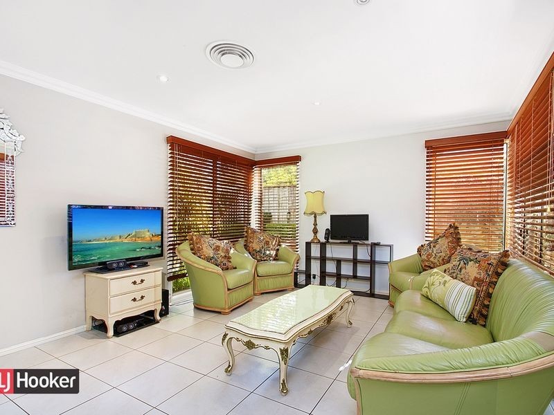 14 Valenti Crescent, Kellyville NSW 2155