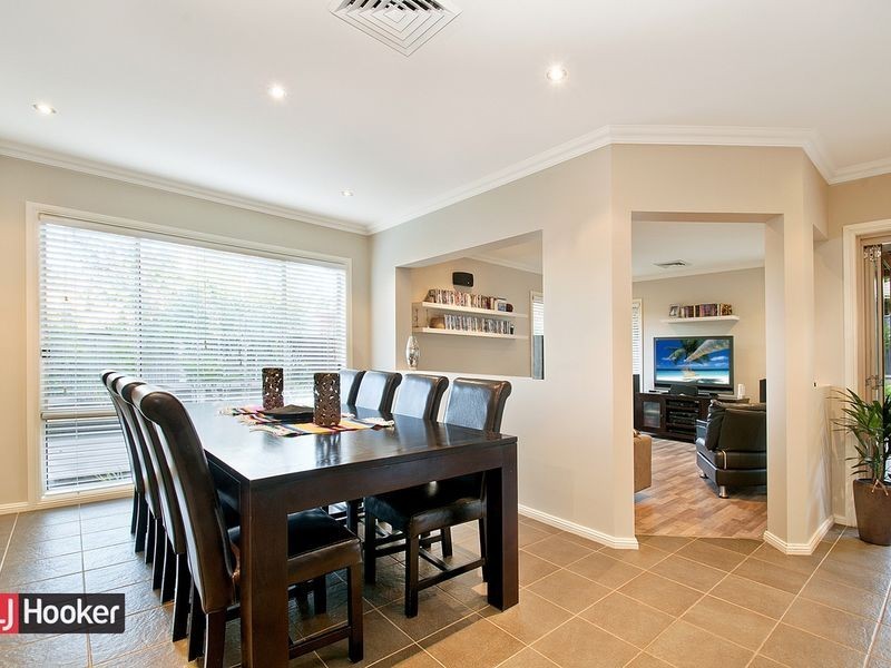 14 Oakwood Place, Kellyville NSW 2155