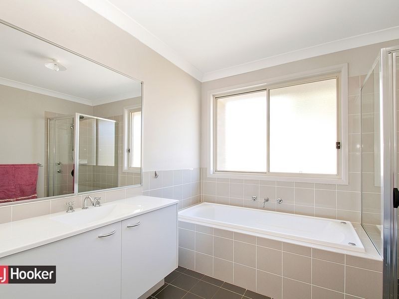 2 Mekary Street, Stanhope Gardens NSW 2768