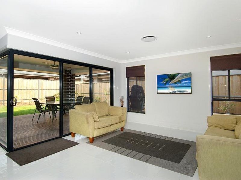 5 Estuary Crescent, The Ponds NSW 2769