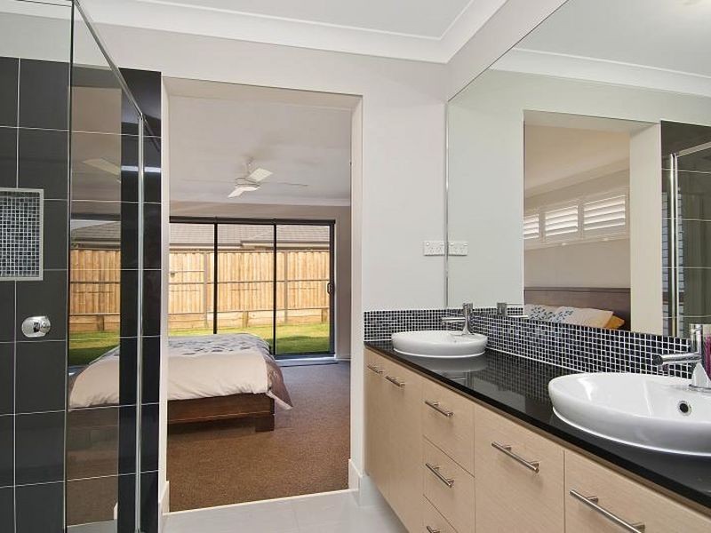 5 Estuary Crescent, The Ponds NSW 2769