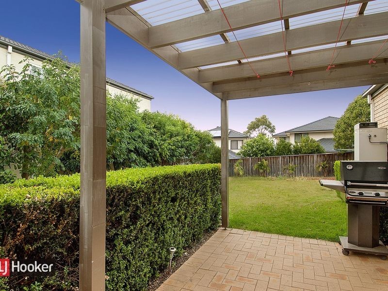 8 Rye Street, Stanhope Gardens NSW 2768