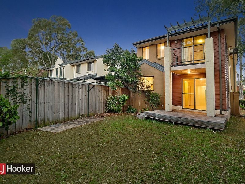 13 Tree Top Circuit, Quakers Hill NSW 2763