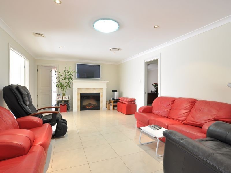 93 Redden Drive, Kellyville NSW 2155