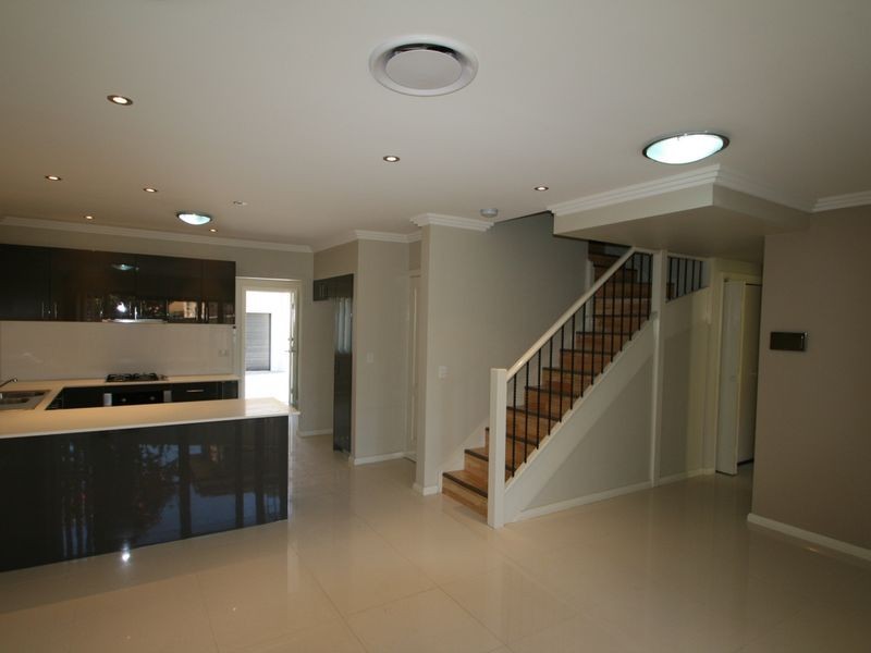 2/45-47 Kerrs Road, Castle Hill NSW 2154