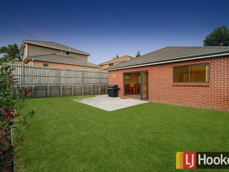 4 Kirk Place, Stanhope Gardens NSW 2768