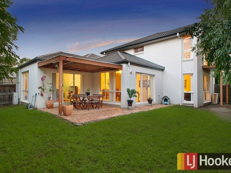 19 Rochdale Circuit, Stanhope Gardens NSW 2768