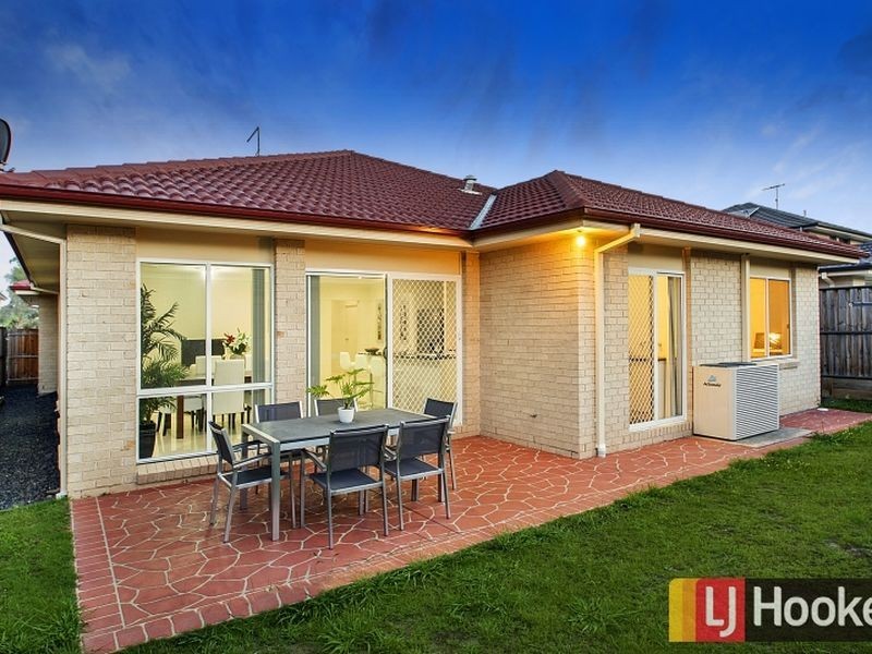 12 Sharpave Avenue, The Ponds NSW 2769