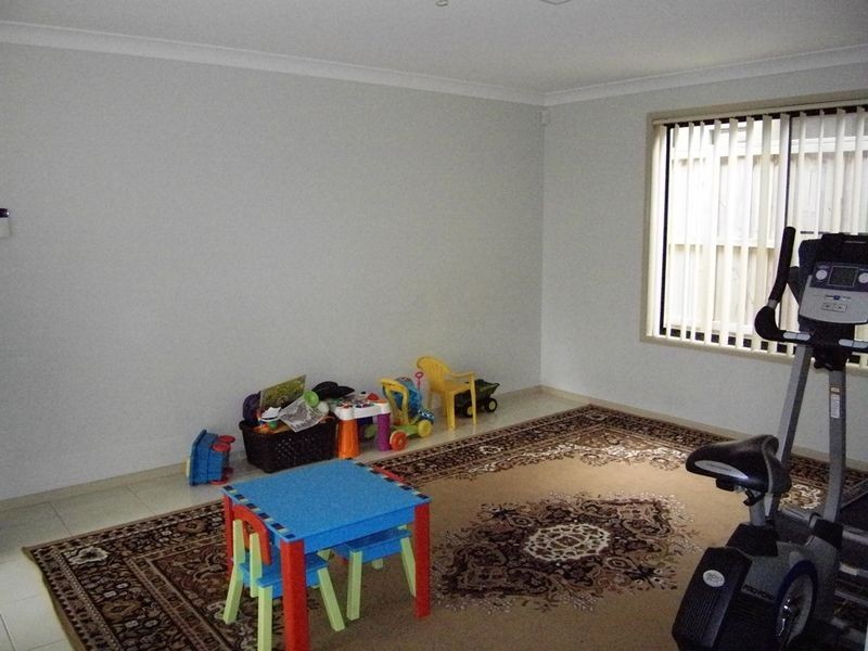 34 Kenford Circuit, Stanhope Gardens NSW 2768