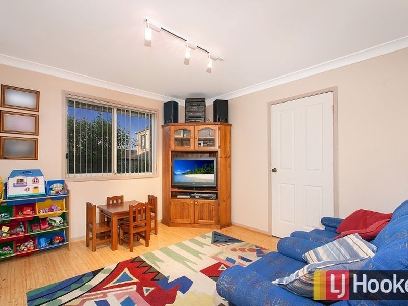 18 Navajo Place, Stanhope Gardens NSW 2768