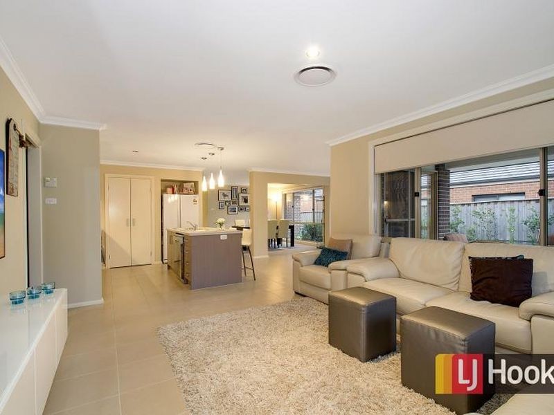 21 Abermain Avenue, The Ponds NSW 2769