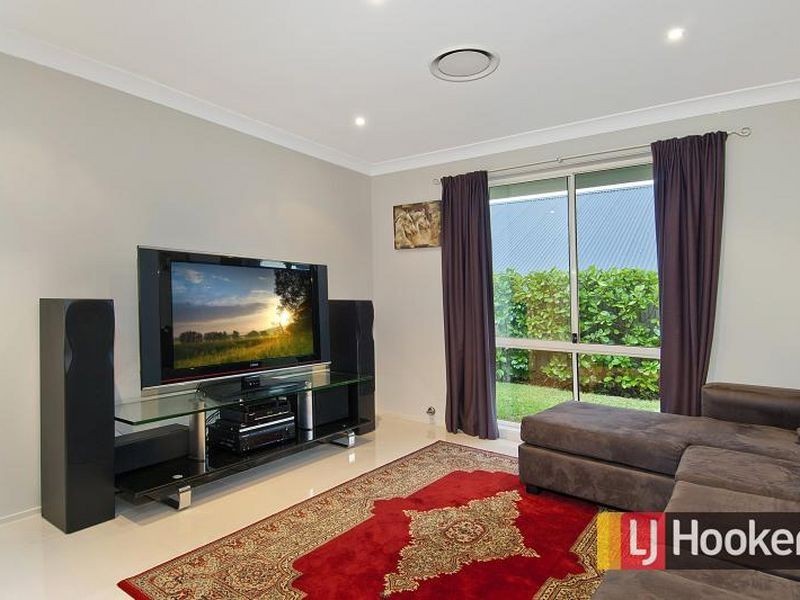 21 Bruton Avenue, The Ponds NSW 2769