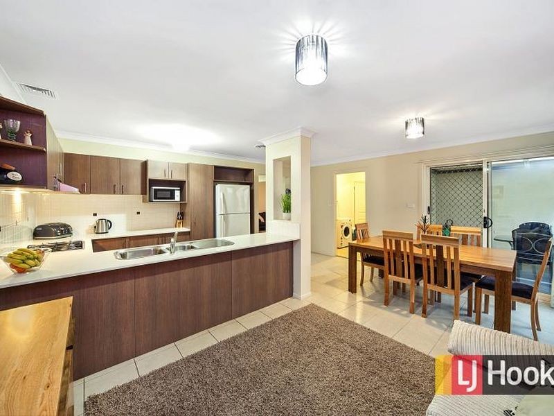 6 Darcy Street, Stanhope Gardens NSW 2768