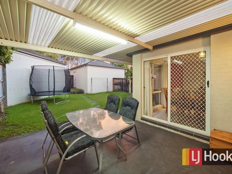 6 Darcy Street, Stanhope Gardens NSW 2768