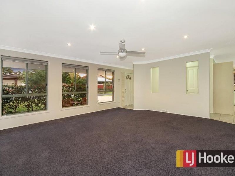 13 Blacksmith Close, Stanhope Gardens NSW 2768