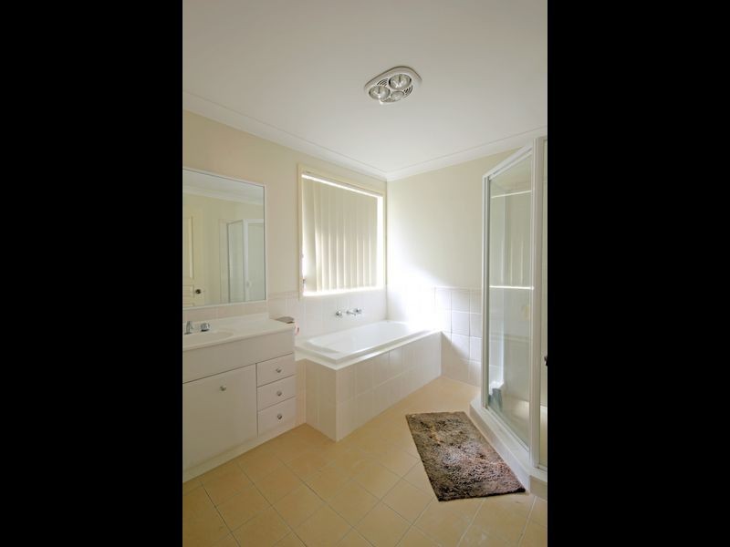 12 Leeds Street, Stanhope Gardens NSW 2768