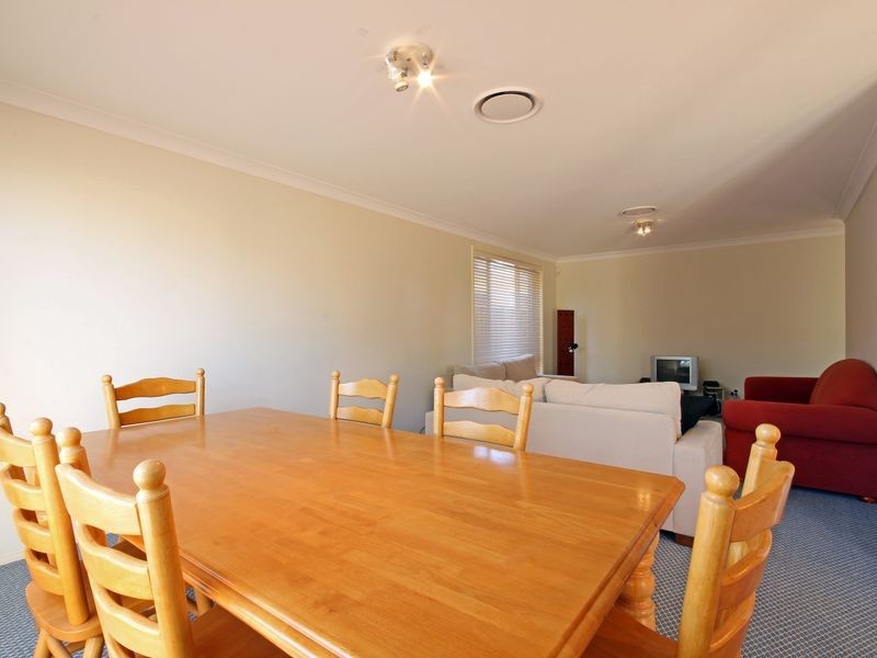 12 Leeds Street, Stanhope Gardens NSW 2768