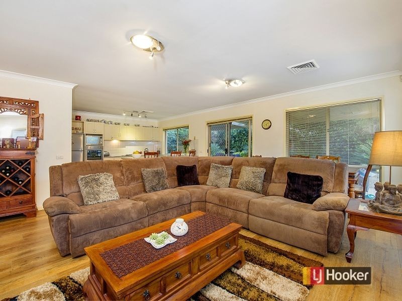 24 Botanical Drive, Kellyville NSW 2155