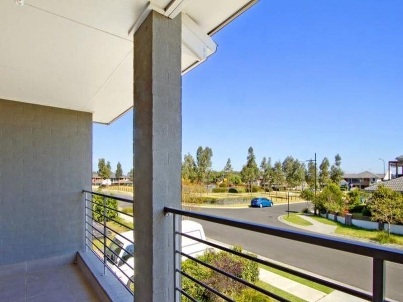 27 Ulmara Avenue, The Ponds NSW 2769