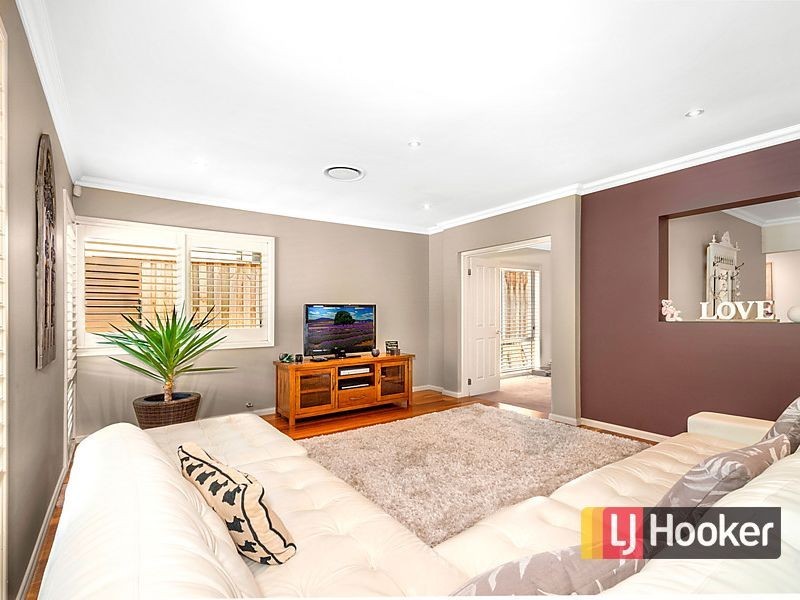 4 Valenti Crescent, Kellyville NSW 2155