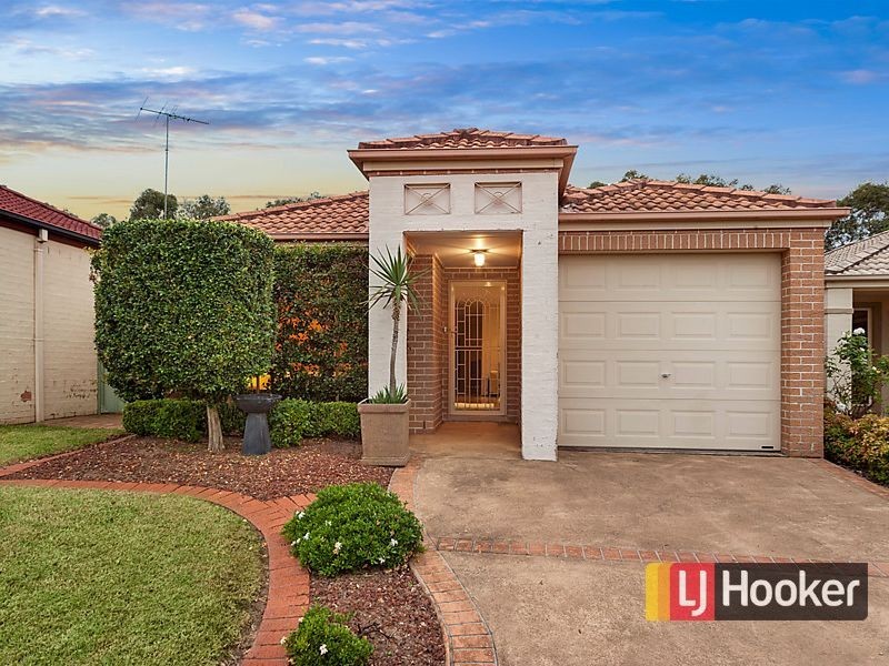 33 Sharrock Avenue, Glenwood NSW 2768