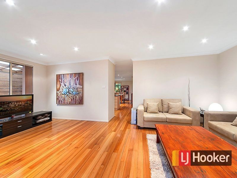 33 Sharrock Avenue, Glenwood NSW 2768