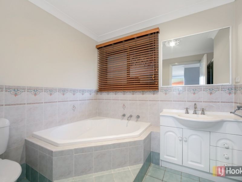 17B Burnham Avenue, Glenwood NSW 2768