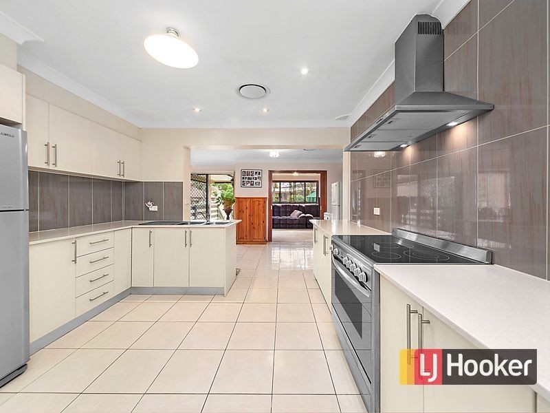 36 Medlow Drive, Quakers Hill NSW 2763