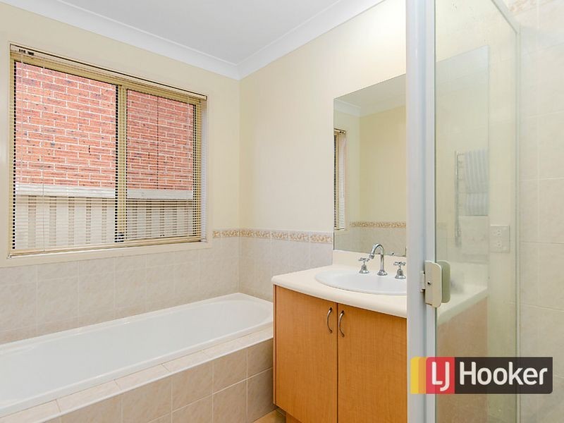 12 Sussex Road, Kellyville NSW 2155