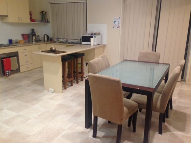 1 Molyneaux Avenue, Kings Langley NSW 2147