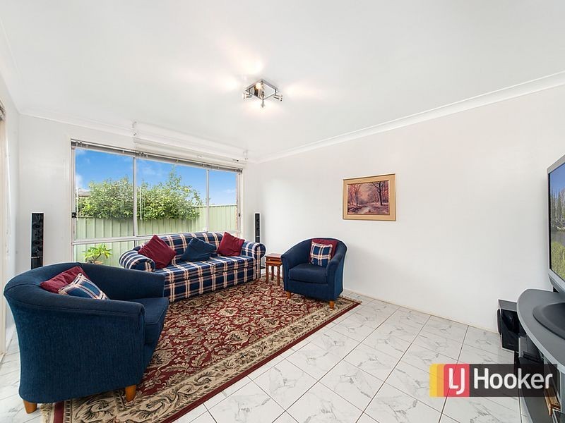 15 Ealing Place, Quakers Hill NSW 2763