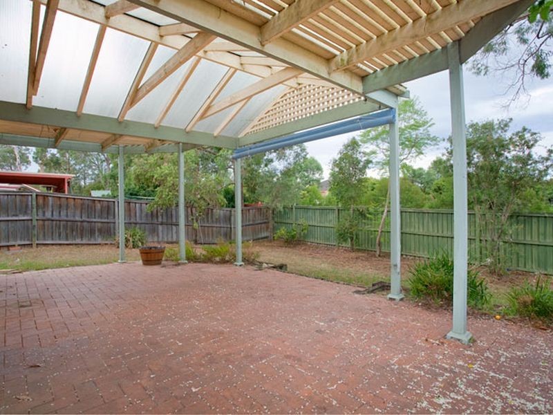 8 Kinaldy Crescent, Kellyville NSW 2155