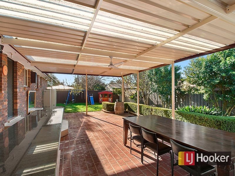 80 Tallagandra Drive, Quakers Hill NSW 2763