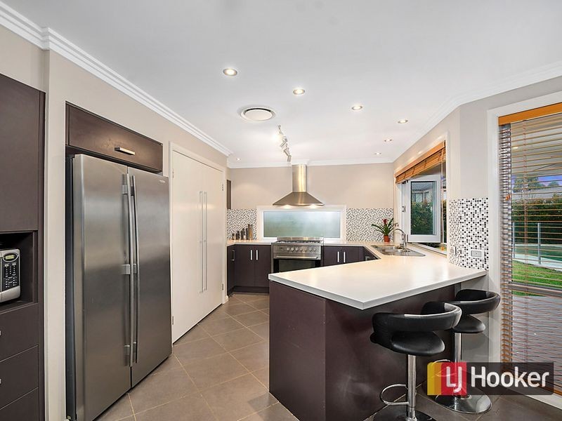8 Pannu Place, Kellyville NSW 2155