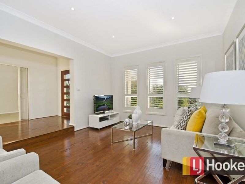 25 Poole Road, Kellyville NSW 2155