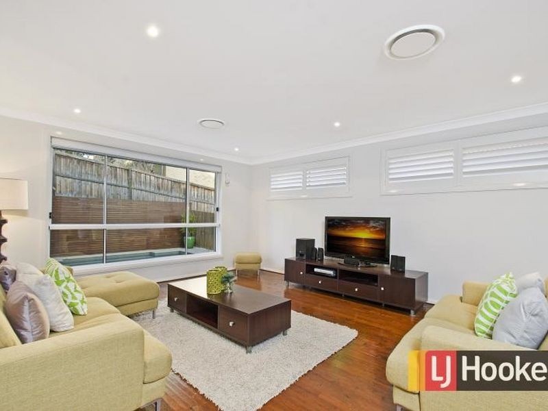 25 Poole Road, Kellyville NSW 2155