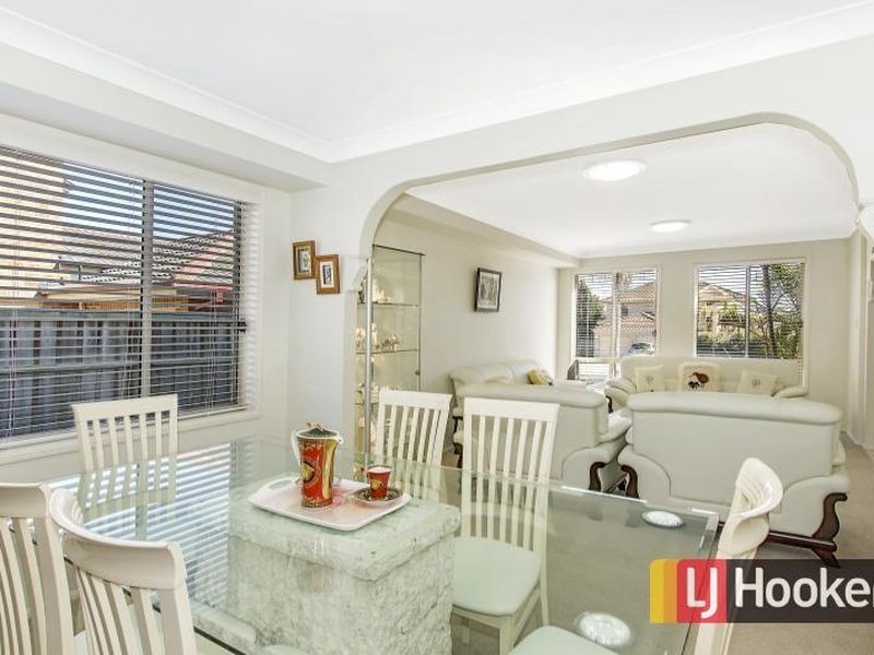 53 Macquarie Avenue, Kellyville NSW 2155