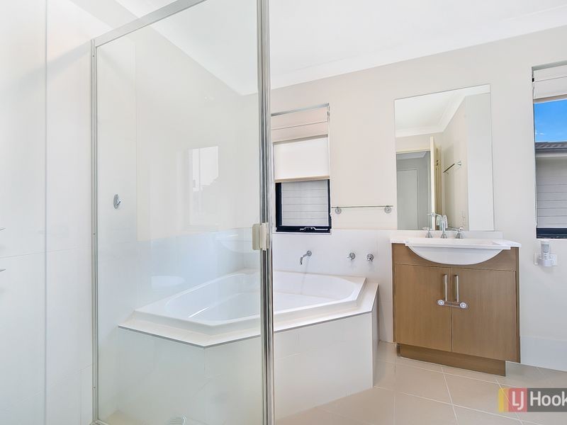 7 Treeland Circuit, Kellyville NSW 2155