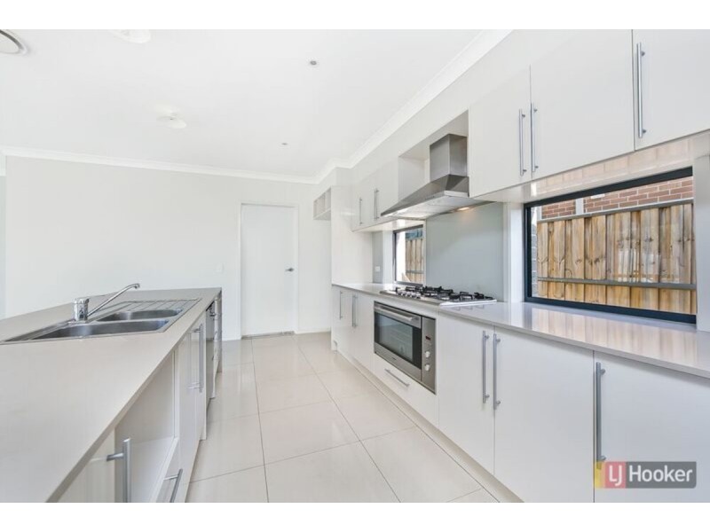 10 Sand Street, The Ponds NSW 2769