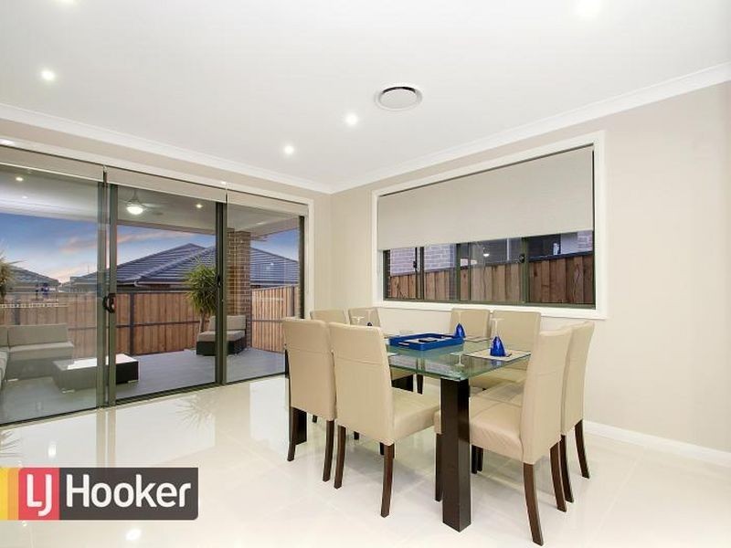 7 Fairfax Street, The Ponds NSW 2769