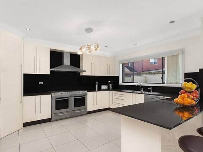 1 Hayes Avenue, Kellyville NSW 2155