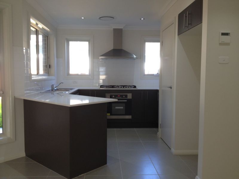 6 Putters Lane, Kellyville NSW 2155