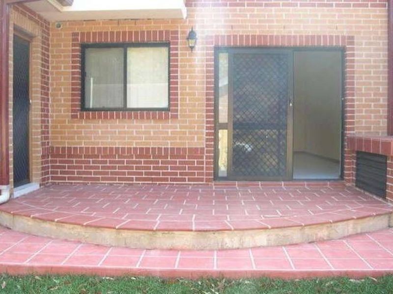 3/28 Anderson Road, Northmead NSW 2152