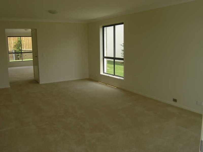 8 Spearwood Circuit, Acacia Gardens NSW 2763