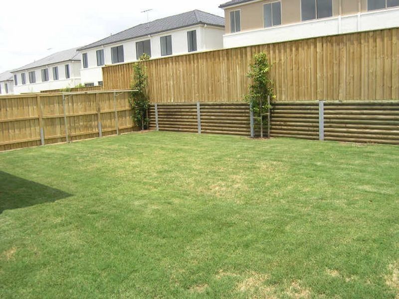 8 Spearwood Circuit, Acacia Gardens NSW 2763