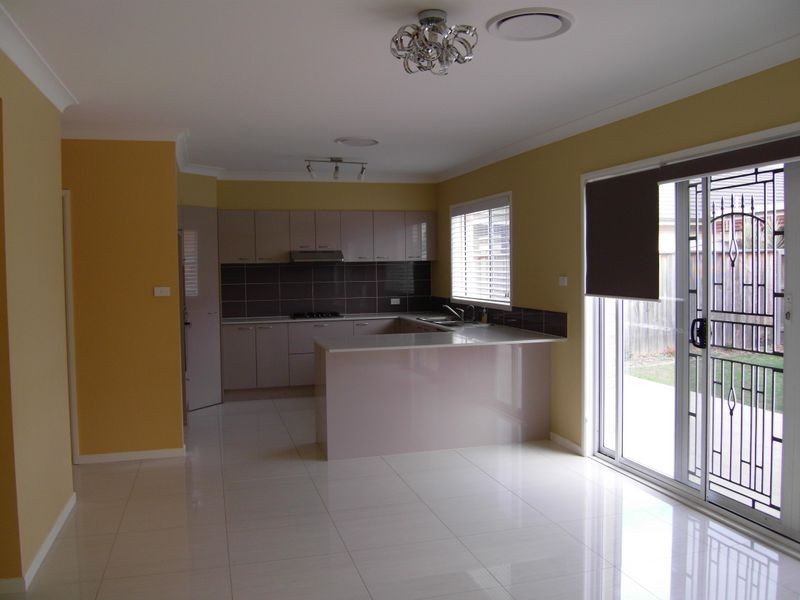 16 Glide Place, Kellyville Ridge NSW 2155