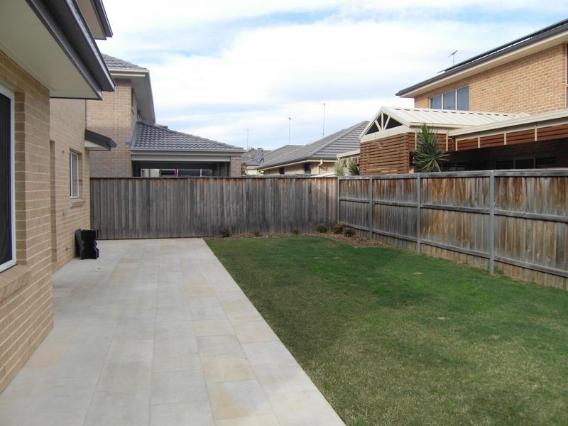 16 Glide Place, Kellyville Ridge NSW 2155