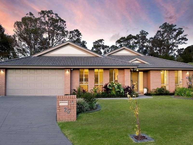 25 Bellbird Court, Quakers Hill NSW 2763