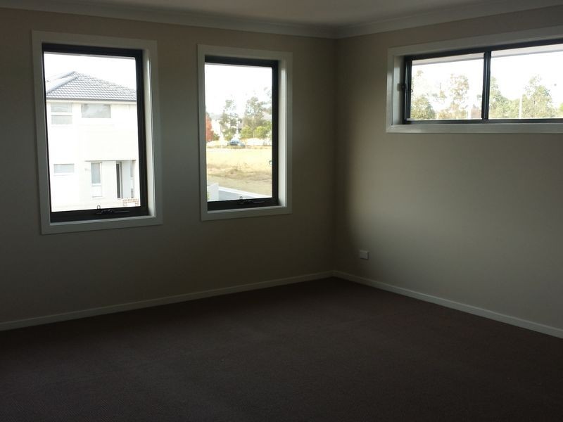 11 Grazier Street, Rouse Hill NSW 2155